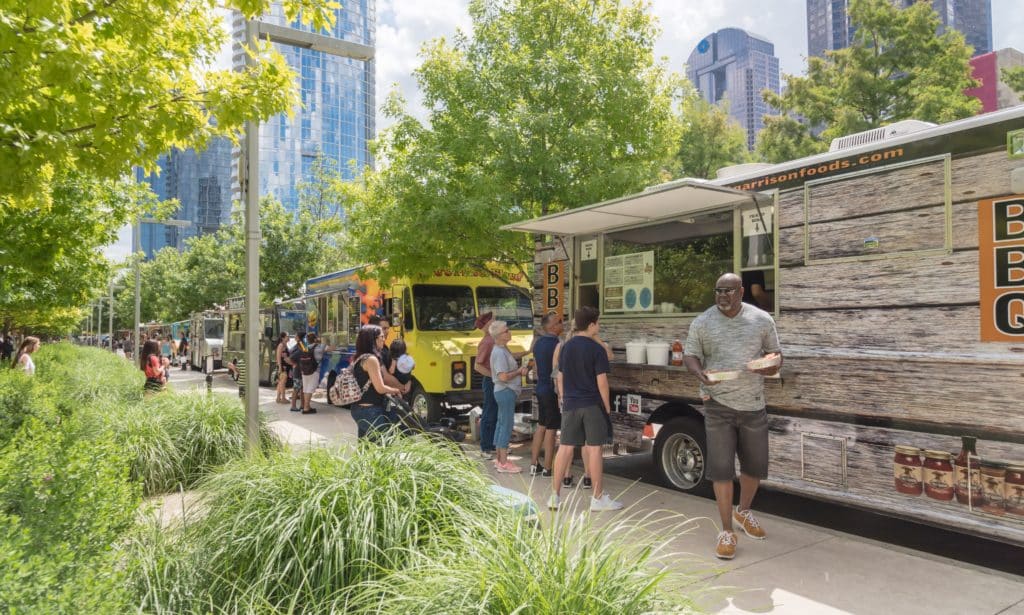 Image of a food truck vendorat Klyde Warren Park in Downtown Dallas in May