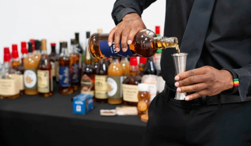 Enjoy Unlimited Mixed Cocktails And Hors D’Oeuvres For Whiskey Wednesdays At This Dallas Mixology Bar
