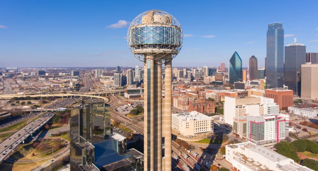 A Brand-New Restaurant Will Open In Reunion Tower Early 2023