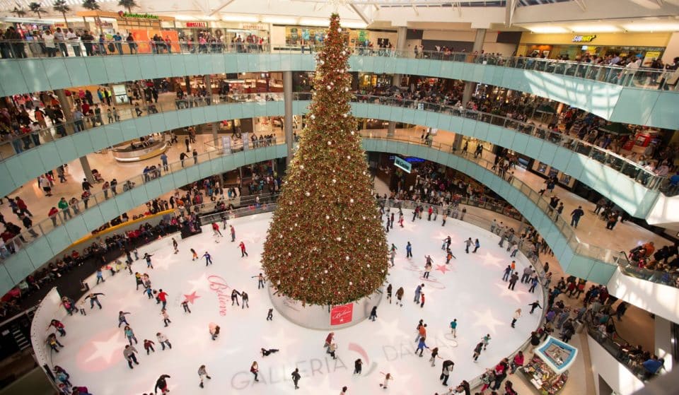 The USA’s Tallest Indoor Christmas Tree Has Returned To Dallas’ Galleria