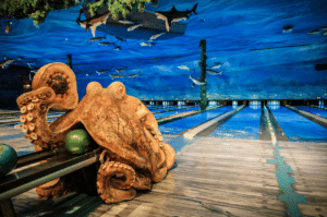 Imaging showing the bowling lanes at Uncle Buck’s Fishbowl and Grill in Round Rock in Texas